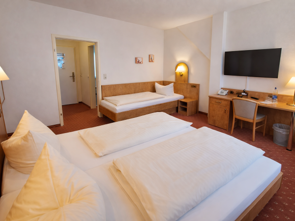 Dreibettzimmer